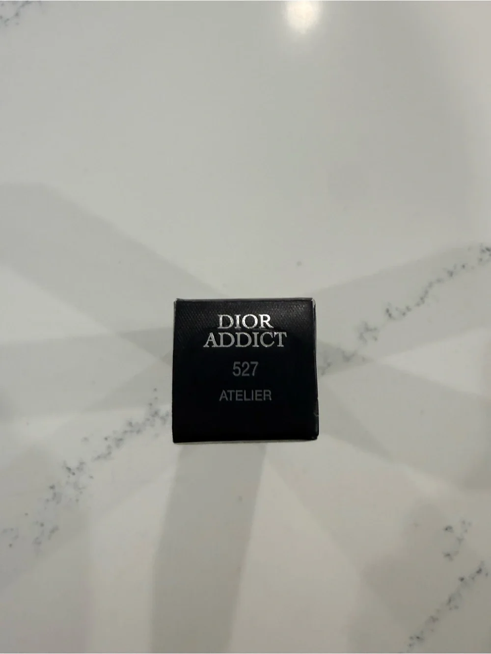 NIB Dior Addict Hydrating Shine Refillable Lipstick Color 527 Atelier